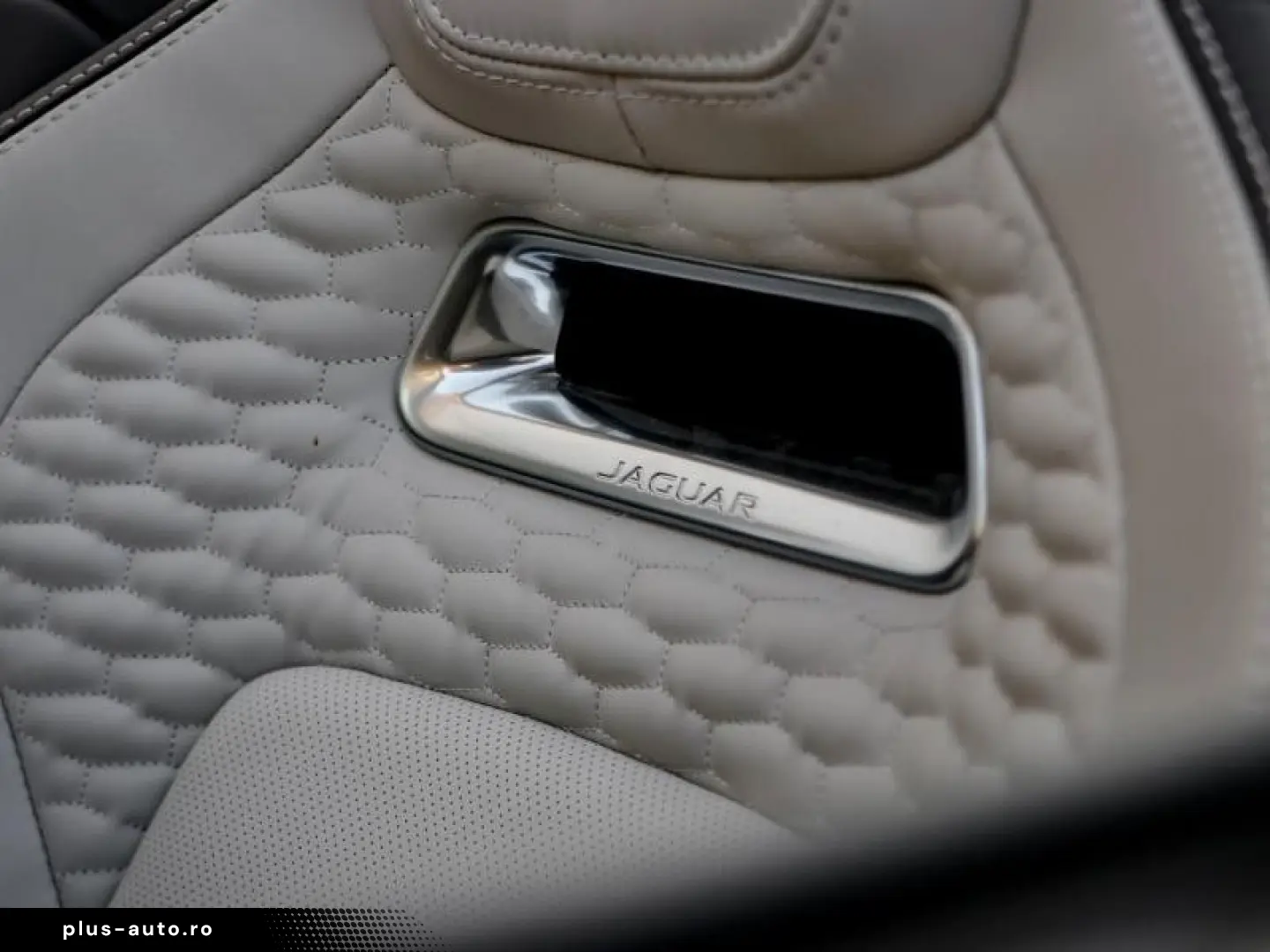 JAGUAR F-Type F-TYPE Cabriolet R75 AWD