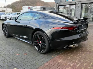 JAGUAR F-TYPE P450 R-Dynamic Black AWD  2. Hand  Pano
