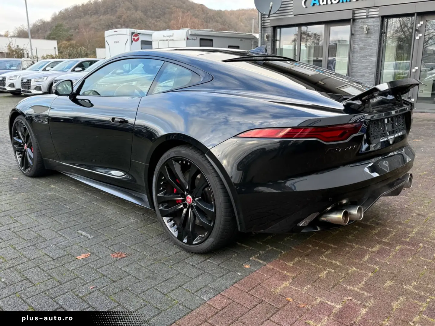 JAGUAR F-TYPE P450 R-Dynamic Black AWD  2. Hand  Pano