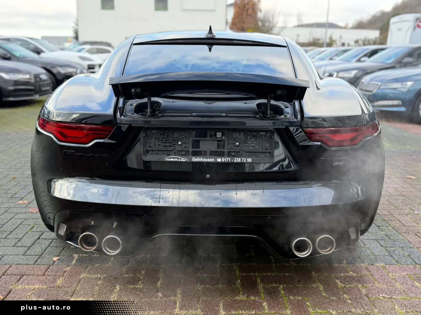 JAGUAR F-TYPE P450 R-Dynamic Black AWD  2. Hand  Pano