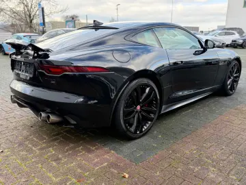 JAGUAR F-TYPE P450 R-Dynamic Black AWD  2. Hand  Pano