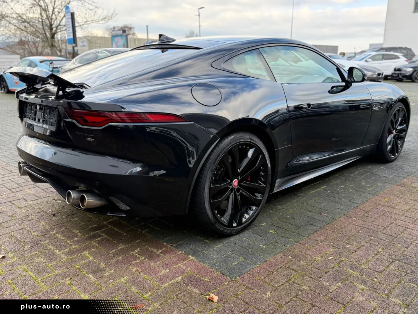JAGUAR F-TYPE P450 R-Dynamic Black AWD  2. Hand  Pano