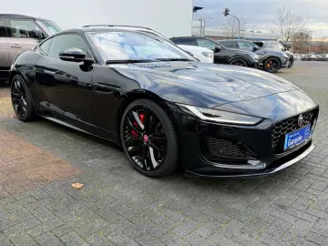 JAGUAR F-TYPE P450 R-Dynamic Black AWD  2. Hand  Pano