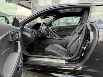 JAGUAR F-TYPE P450 R-Dynamic Black AWD  2. Hand  Pano