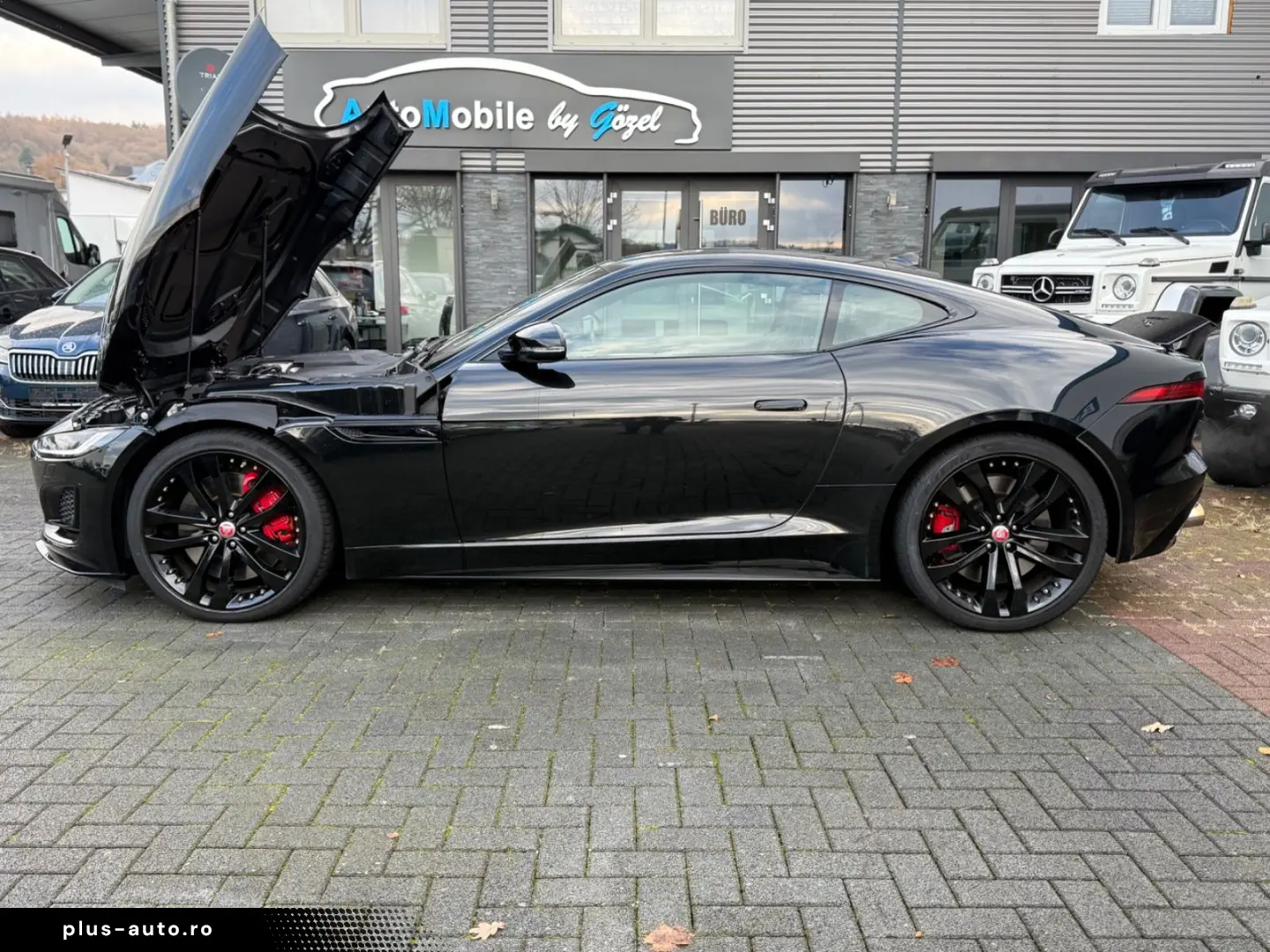 JAGUAR F-TYPE P450 R-Dynamic Black AWD  2. Hand  Pano