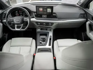 AUDI Q5 Sportback 40 TDI quattro S line AHK STHZG 360