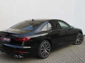AUDI S8 4.0 TFSI Quattro MATRIX.B&O.MASSAGE.SOFTCL.