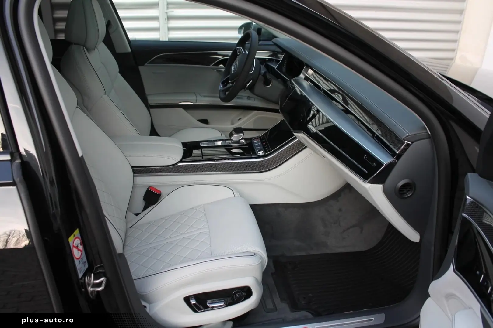 AUDI S8 4.0 TFSI Quattro MATRIX.B&O.MASSAGE.SOFTCL.