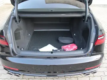AUDI S8 4.0 TFSI Quattro MATRIX.B&O.MASSAGE.SOFTCL.