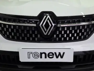 RENAULT AUSTRAL techno mild hybrid 160 auto