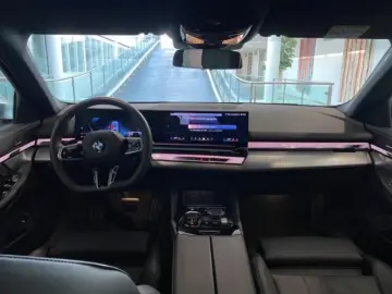 BMW 520 i M-Sport PRO Sommer19'' AHK ICONIC H K DA