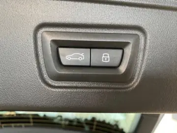 BMW 520 i M-Sport PRO Sommer19'' AHK ICONIC H K DA