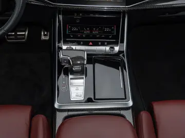 AUDI SQ8 SUV TFSI tiptronic competition plus Pano B&O