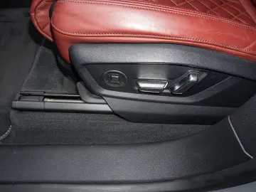 AUDI SQ8 SUV TFSI tiptronic competition plus Pano B&O