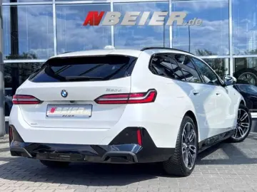 BMW 520 d M Sport Panorama Standh.AHK Sitzlüf.Leder