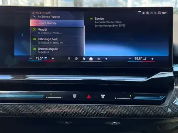 BMW 520 d M Sport Panorama Standh.AHK Sitzlüf.Leder