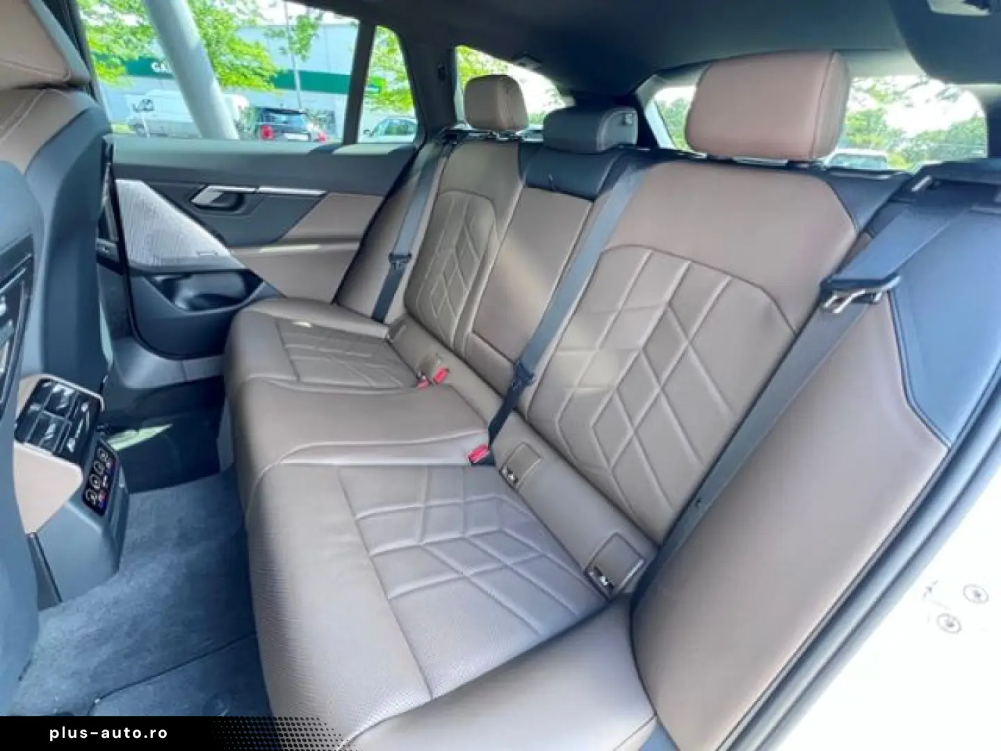BMW 520 d M Sport Panorama Standh.AHK Sitzlüf.Leder