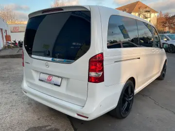 MERCEDES-BENZ V 300 d AMG