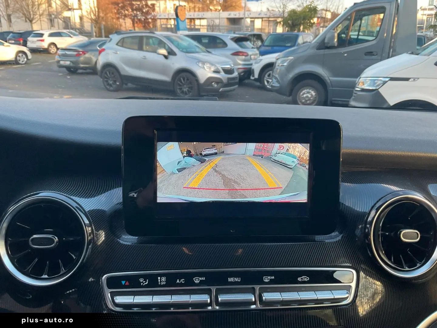 MERCEDES-BENZ V 300 d AMG