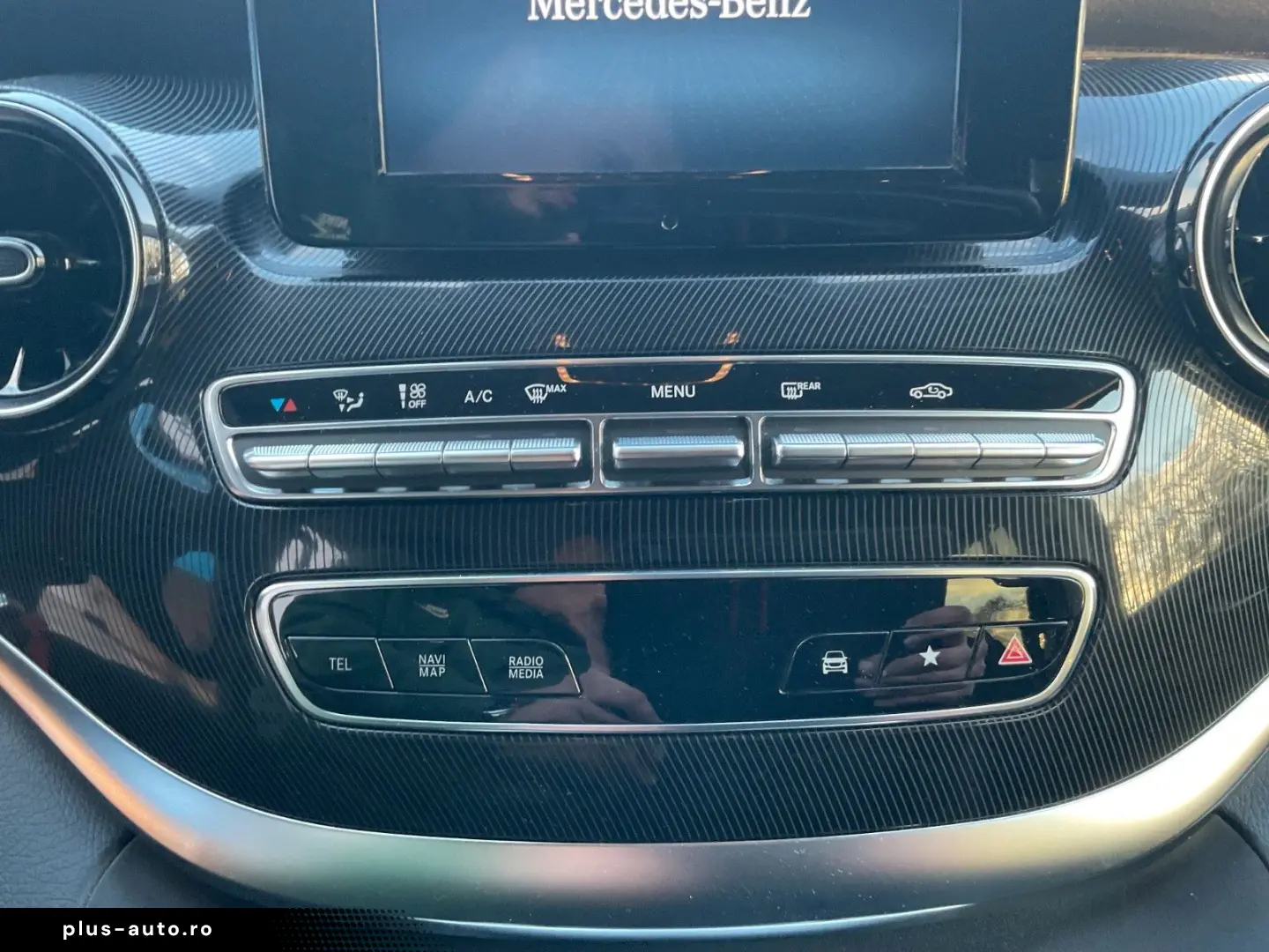 MERCEDES-BENZ V 300 d AMG