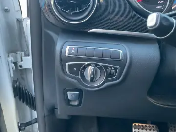 MERCEDES-BENZ V 300 d AMG