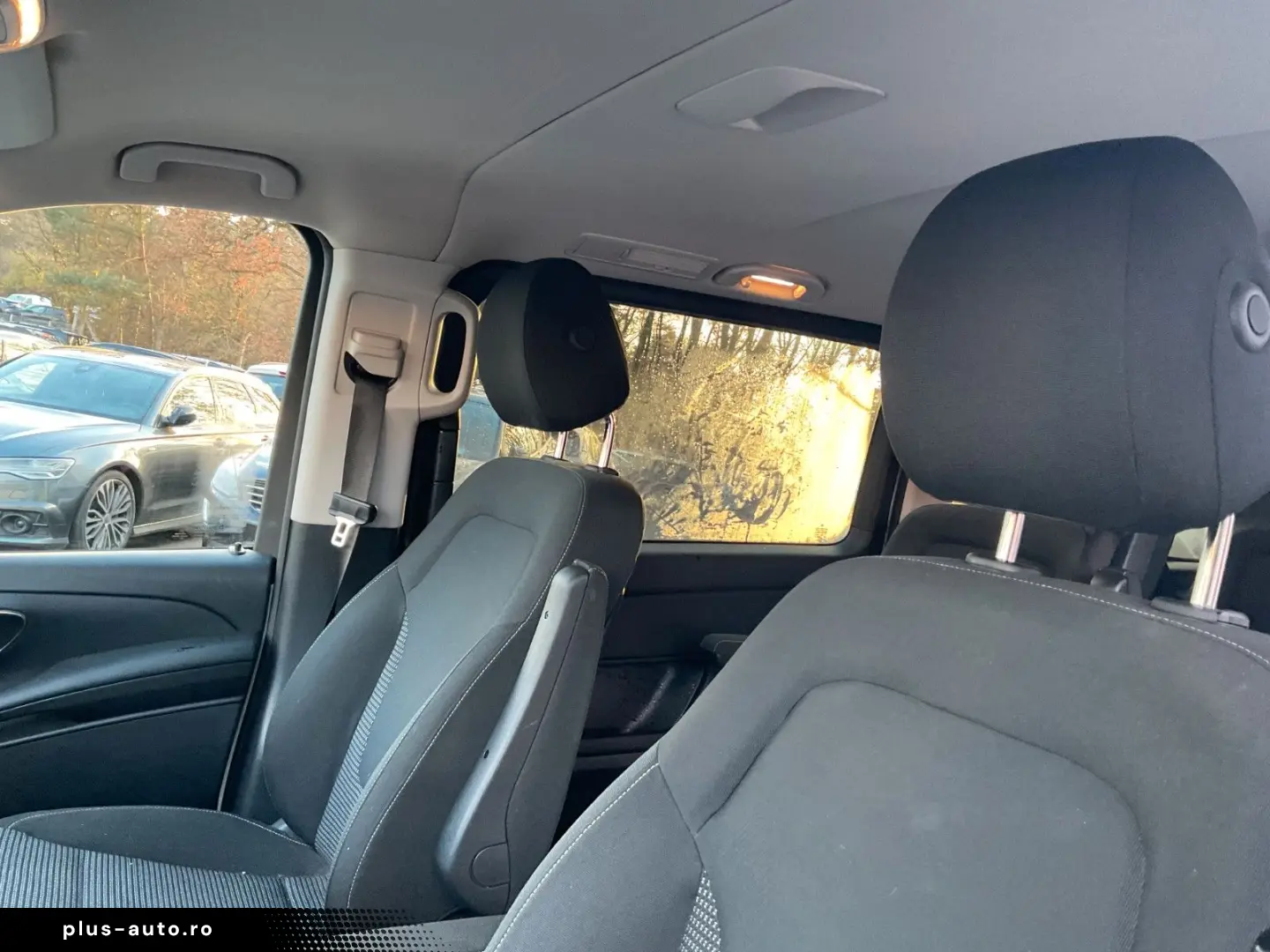 MERCEDES-BENZ V 300 d AMG