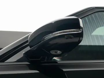 Range Rover Sport 3.0D 300 MHEV HSE Dynamic Pano Laser