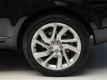 Range Rover Sport 3.0D 300 MHEV HSE Dynamic Pano Laser