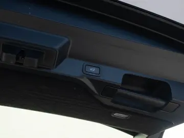 Range Rover Sport 3.0D 300 MHEV HSE Dynamic Pano Laser