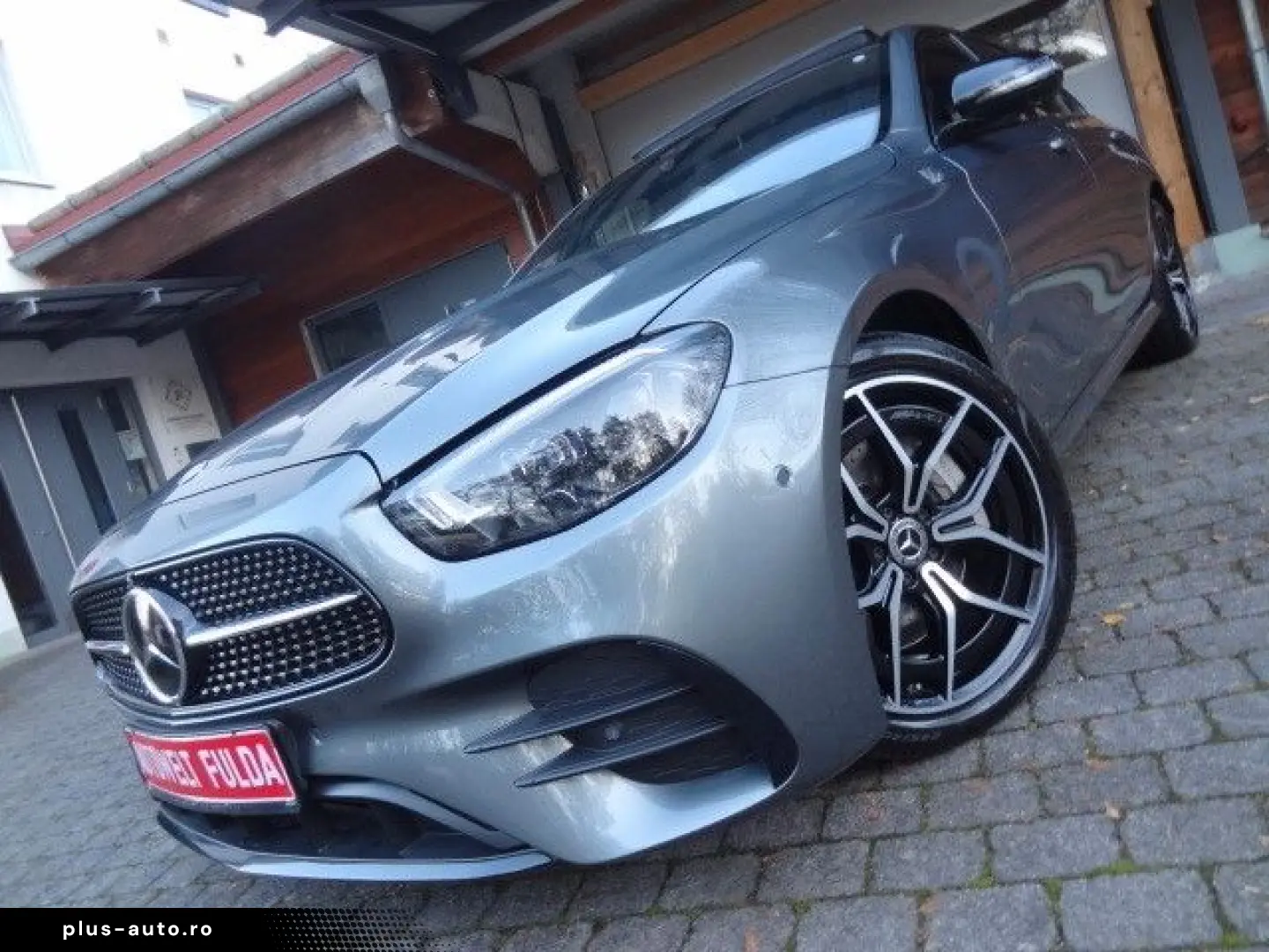 MERCEDES-BENZ E 400 4M 3X AMG NIGHT PANO MB LED LEDER DISTRO