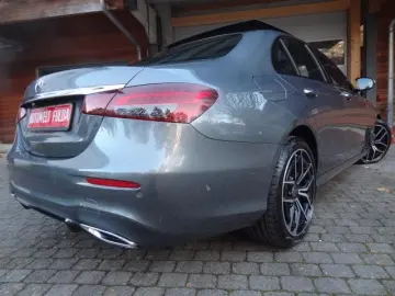 MERCEDES-BENZ E 400 4M 3X AMG NIGHT PANO MB LED LEDER DISTRO