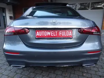 MERCEDES-BENZ E 400 4M 3X AMG NIGHT PANO MB LED LEDER DISTRO