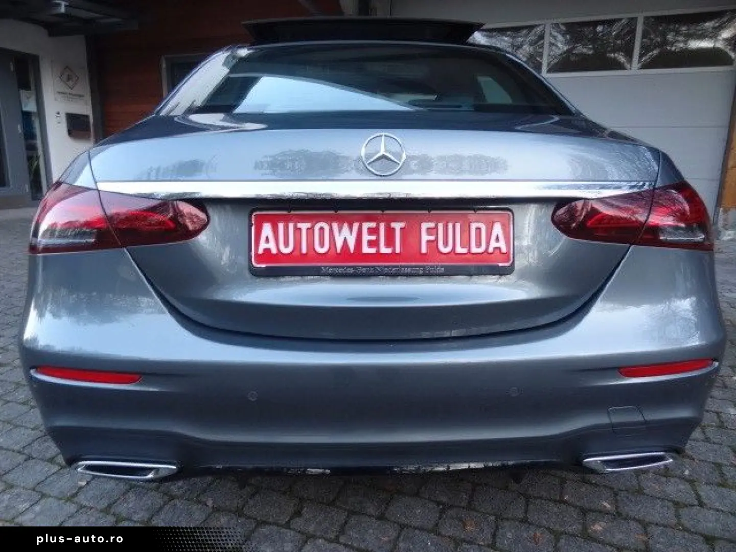 MERCEDES-BENZ E 400 4M 3X AMG NIGHT PANO MB LED LEDER DISTRO