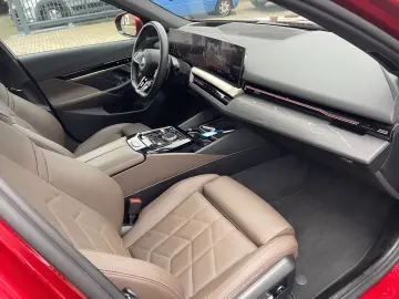 BMW 520 dt M Sport Panorama Leder Kamera LED Navi