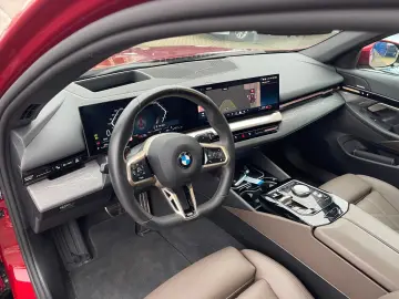 BMW 520 dt M Sport Panorama Leder Kamera LED Navi