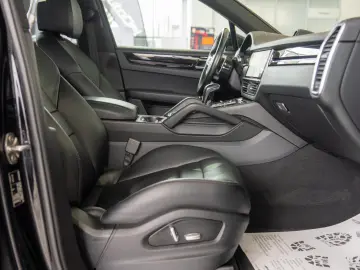 Porsche Cayenne V6 3.0l Mono-Turbo