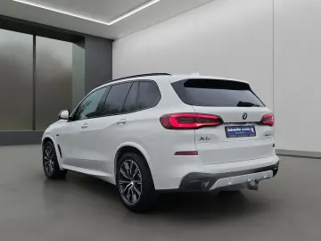 BMW X5 45e xDrive M-SPORT HYBRID LASER PANO 20  AHK