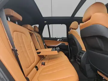 BMW X5 45e xDrive M-SPORT HYBRID LASER PANO 20  AHK