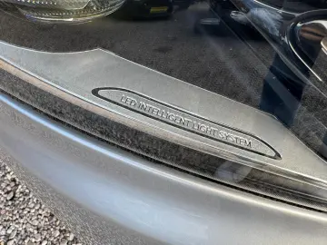 MERCEDES-BENZ V300 d EDITION AMG