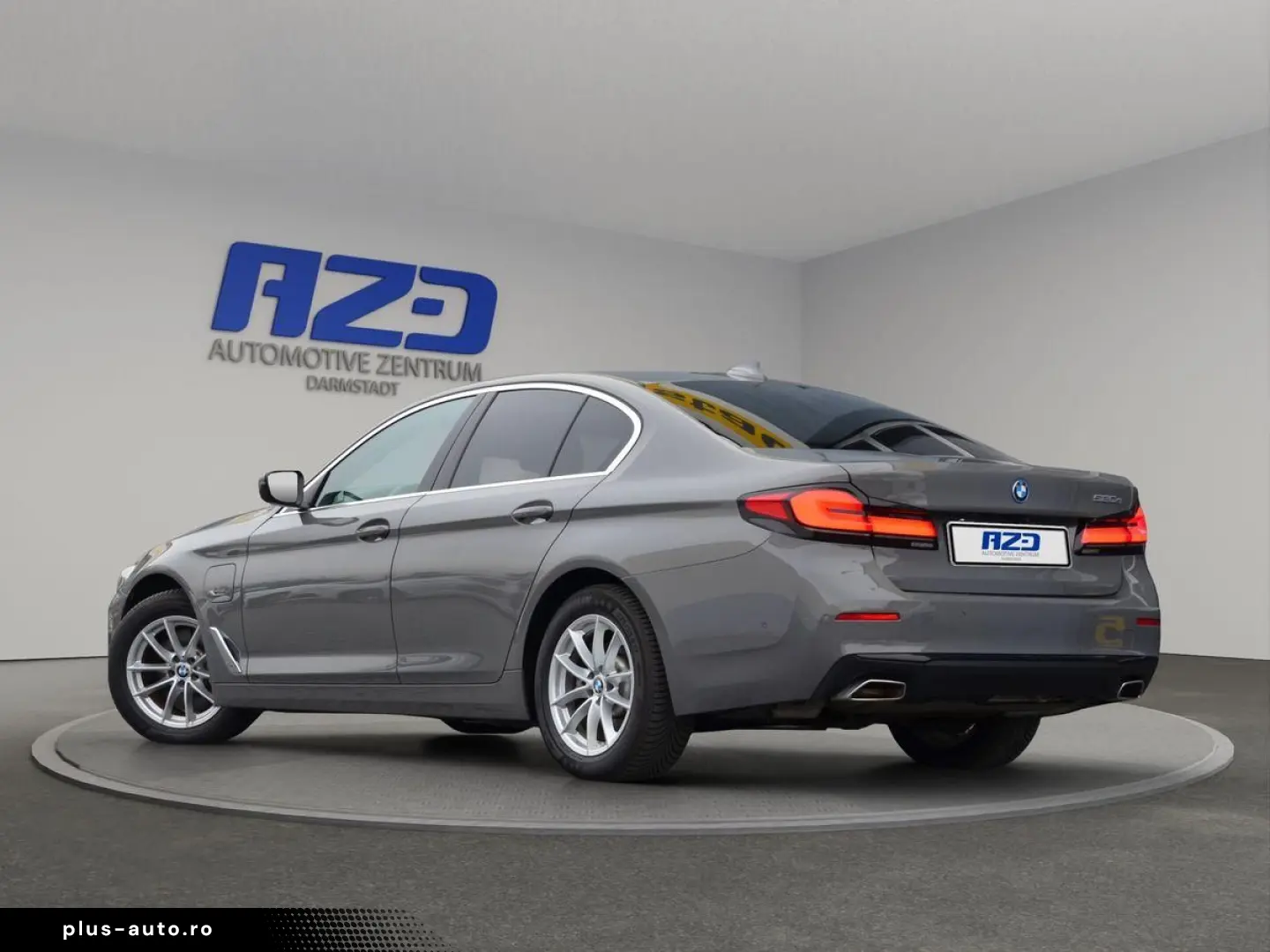 BMW 520 e LEDER GRA AHK LASER HIFI R.KAMERA LEDER