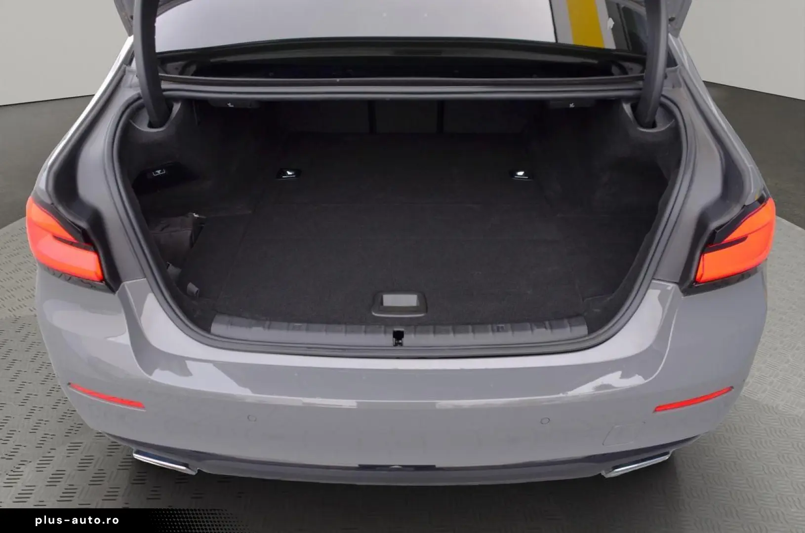 BMW 520 e LEDER GRA AHK LASER HIFI R.KAMERA LEDER