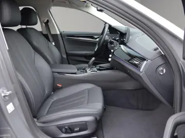 BMW 520 e LEDER GRA AHK LASER HIFI R.KAMERA LEDER