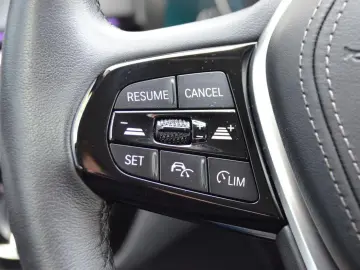 BMW 520 e LEDER GRA AHK LASER HIFI R.KAMERA LEDER