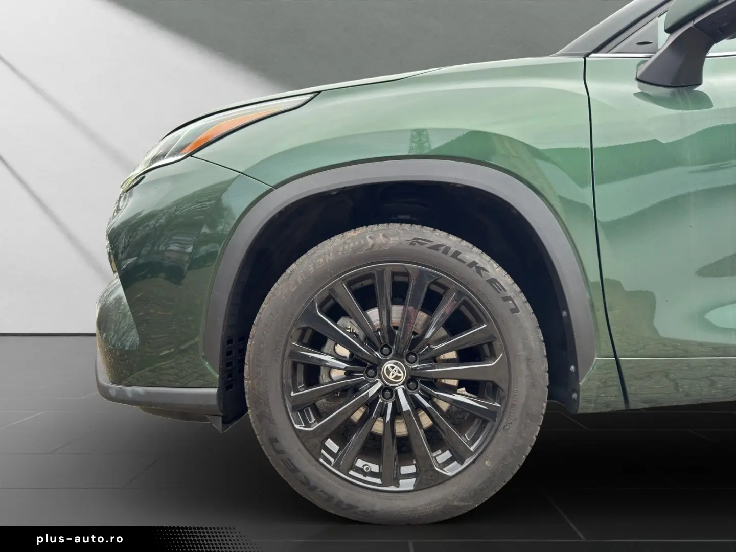 TOYOTA Highlander Hybrid Luxury 7 Locuri