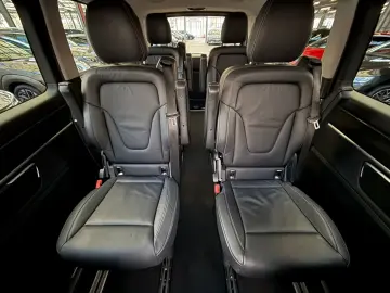 MERCEDES-BENZ V 300d