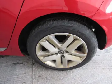 RENAULT CLIO 1.0 TCe 100CP Zen