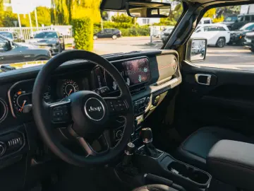 Jeep Wrangler Unlimited Rubicon - 2.0l Automatik