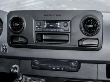 MERCEDES-BENZ Sprinter 215 CDI DOKA