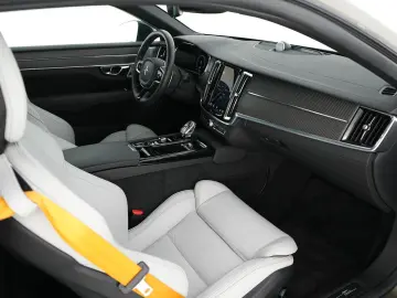 POLESTAR 1 2.0 Plug in Hybrid 609 CP 1000 Nm