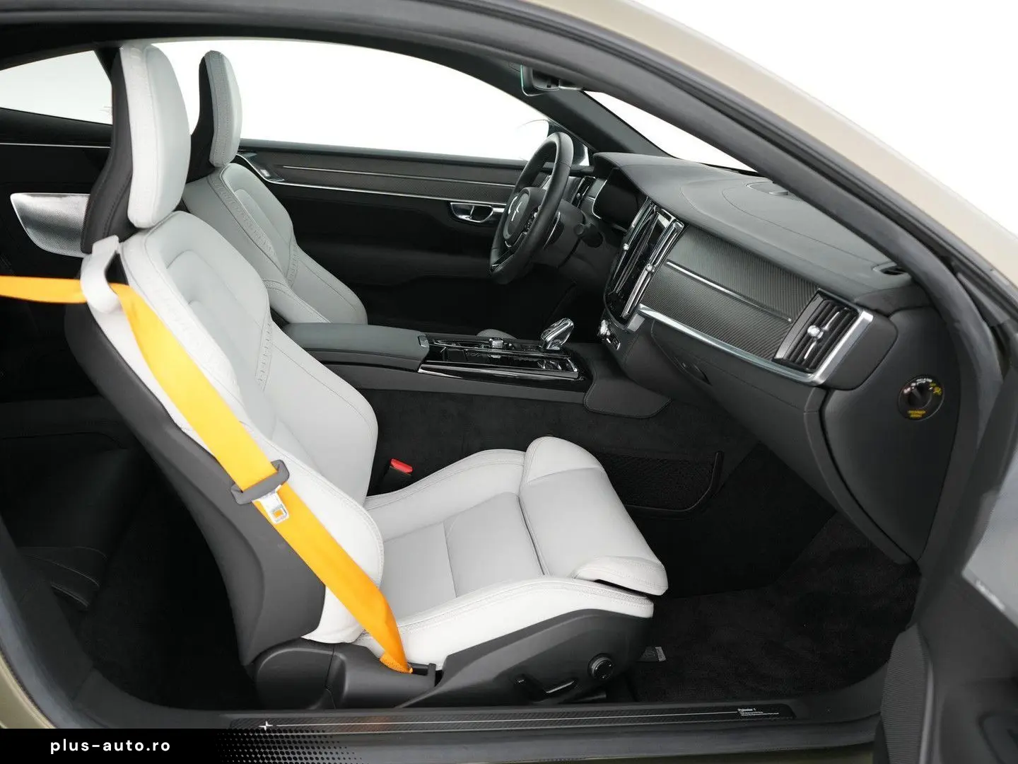 POLESTAR 1 2.0 Plug in Hybrid 609 CP 1000 Nm